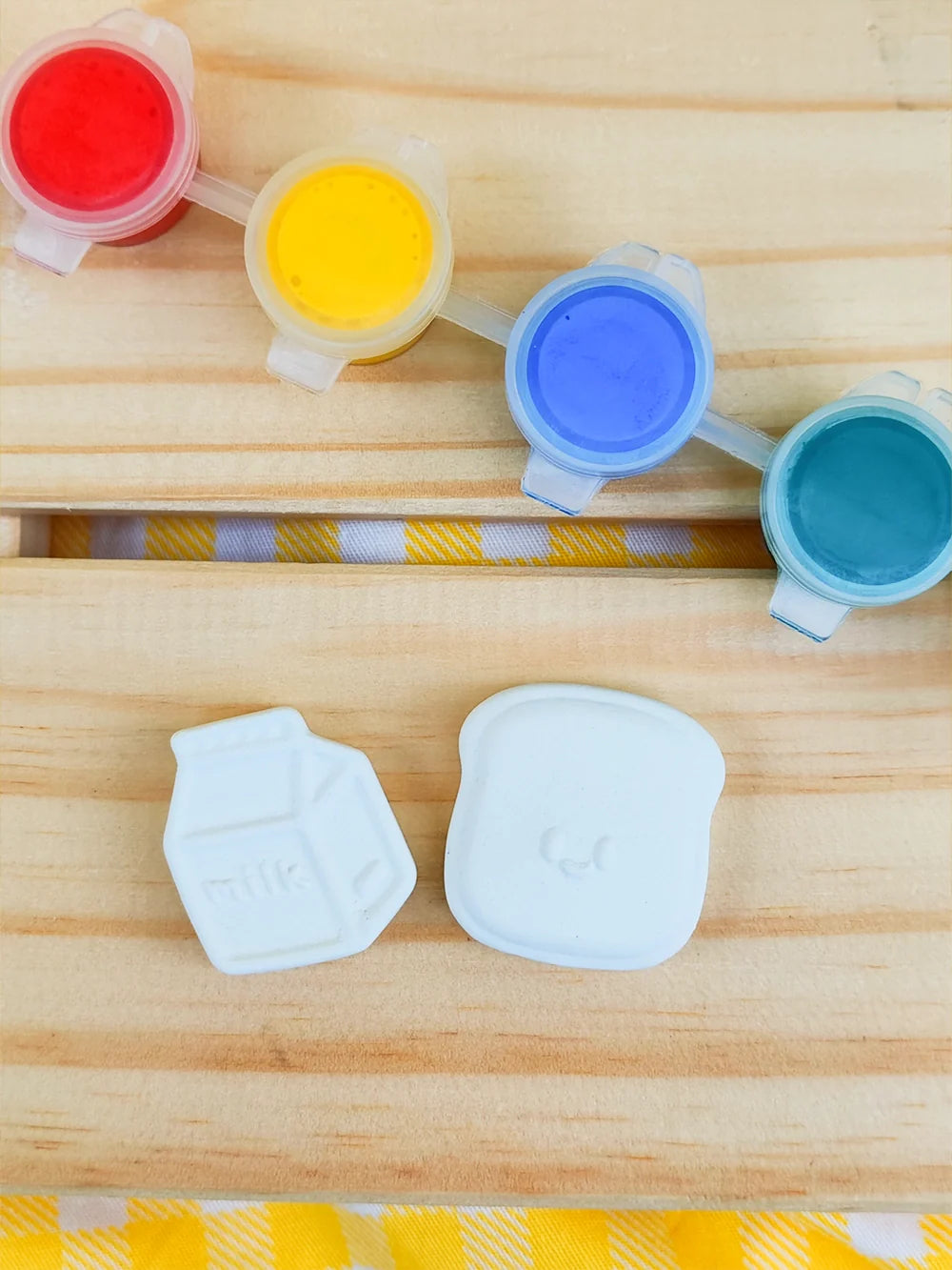 Milk and Bread Magnet Paint Kit